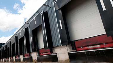 Freight Broker or Freight Dispatcher? Which is better for your trucking company?